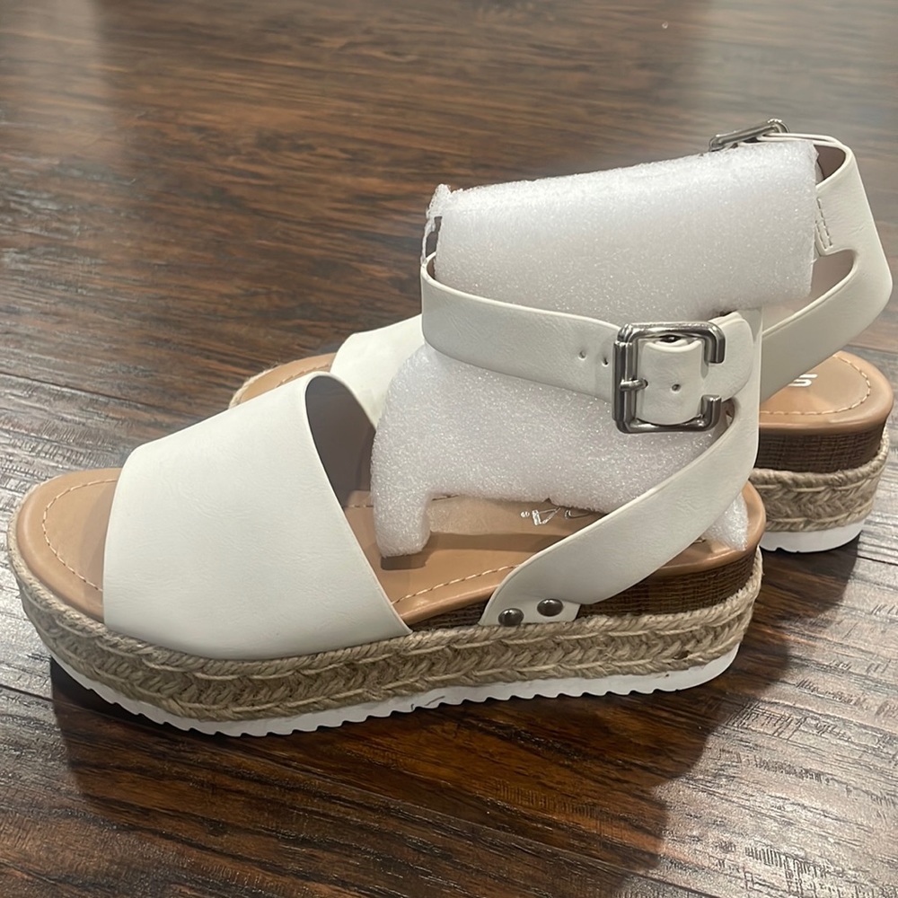 Platform white espadrilles sandals